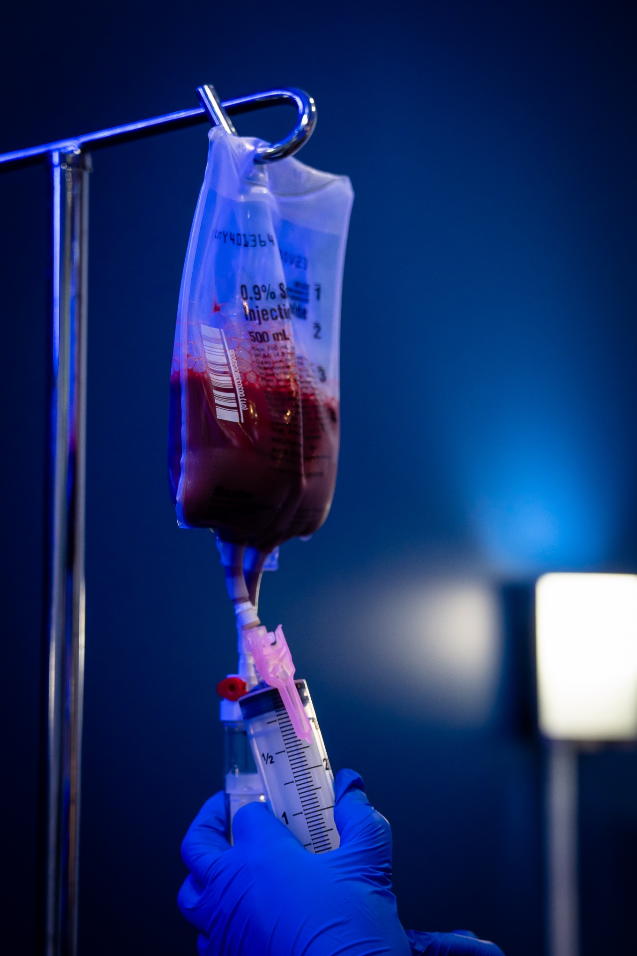 iCRYO Mauldin Ozone UV IV therapy session in private infusion lounge